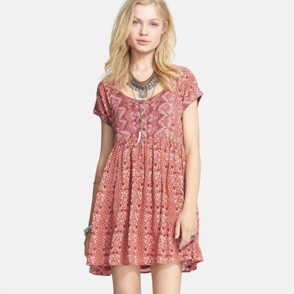 Forever 21 Dresses & Skirts - TribAl pRiNt dReSs